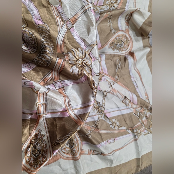 Vintage SATIN Scarf Twilly Large Equestrian Tan Chainlink Designer 2000s Y2k - Picture 9 of 9